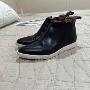 Everlane boot/shoe
